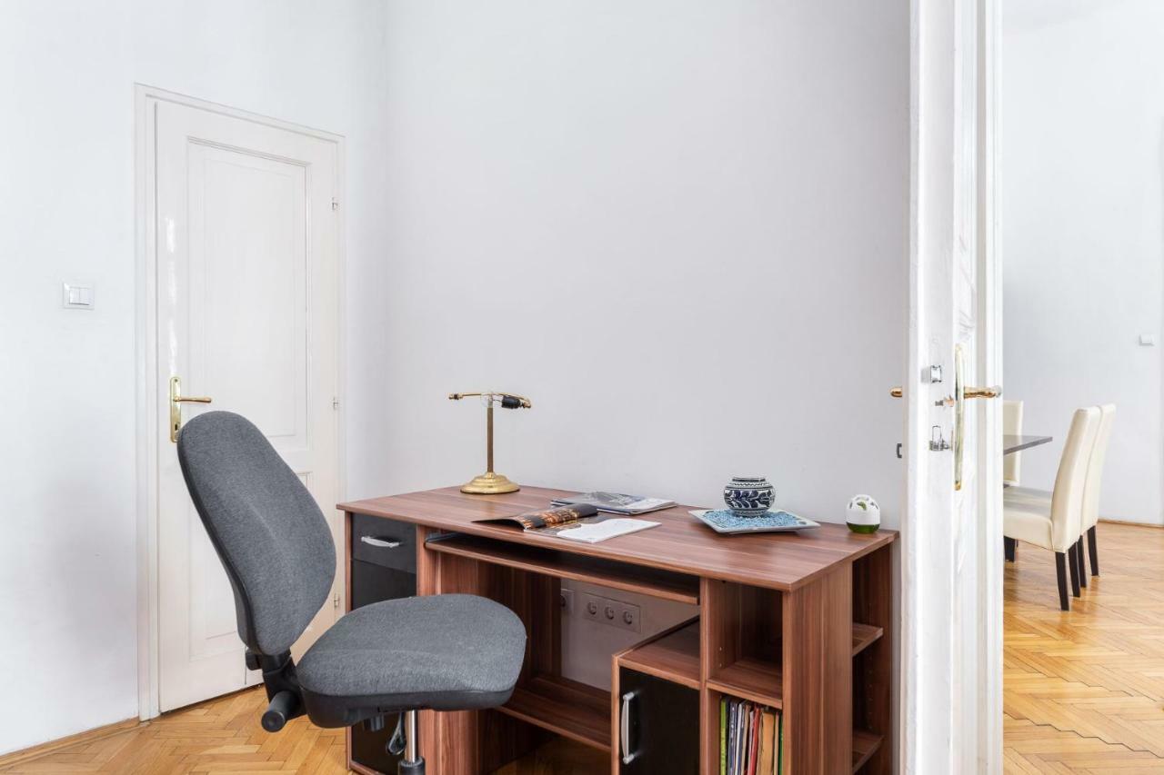 Izabella Home 2 Budapest Extérieur photo